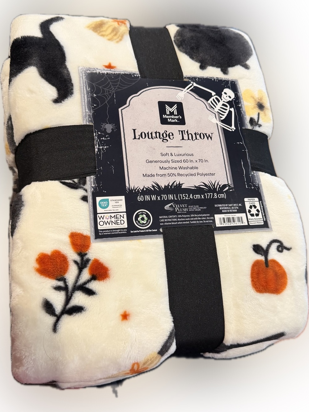 Member's Mark Halloween Lounge Throw ~ Black Cats, Witch Hats, Cauldron 60 x 70